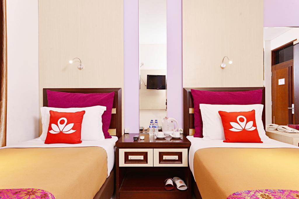 Zen Rooms Riau Natuna バンドゥン エクステリア 写真