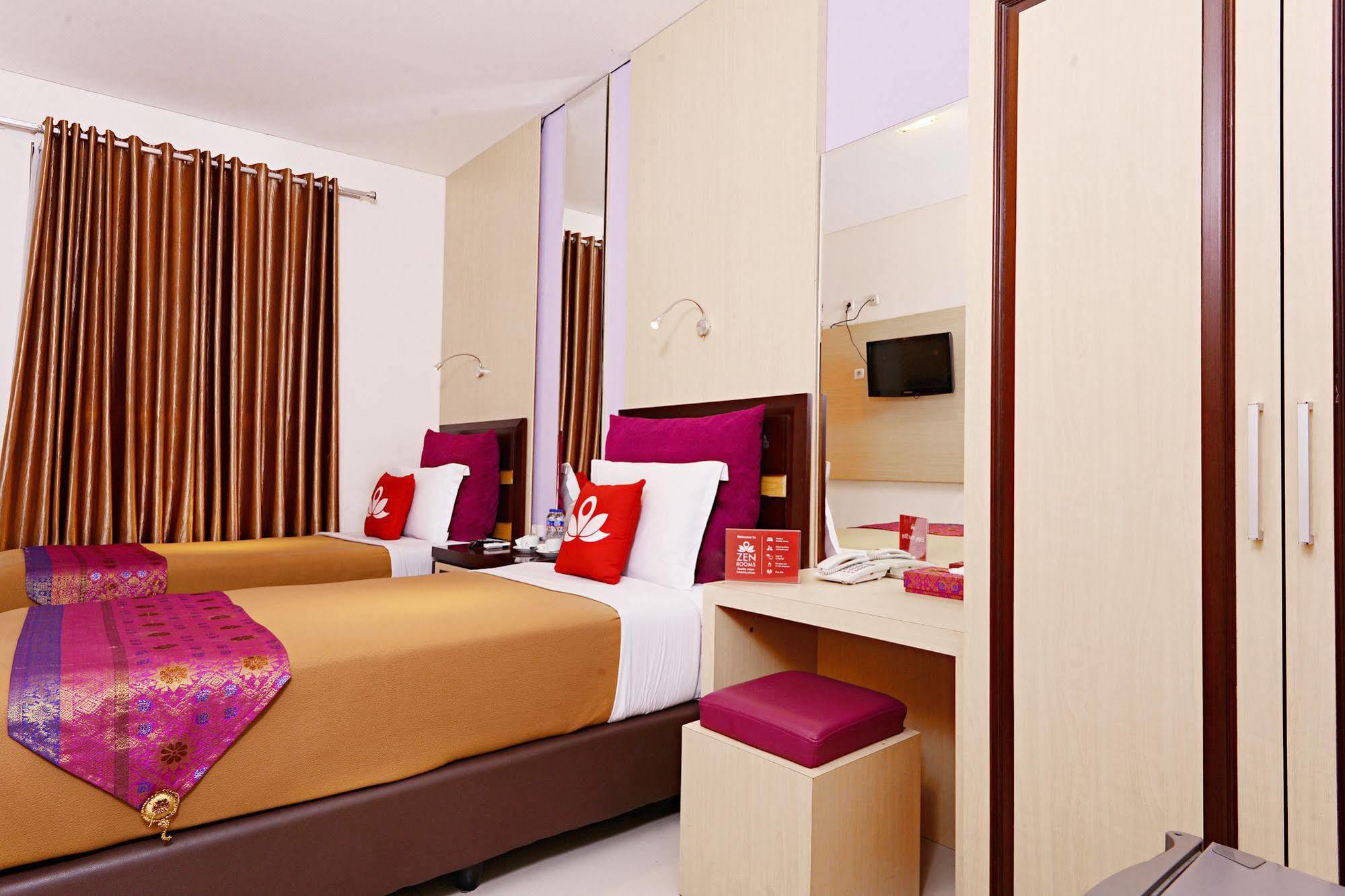 Zen Rooms Riau Natuna バンドゥン エクステリア 写真