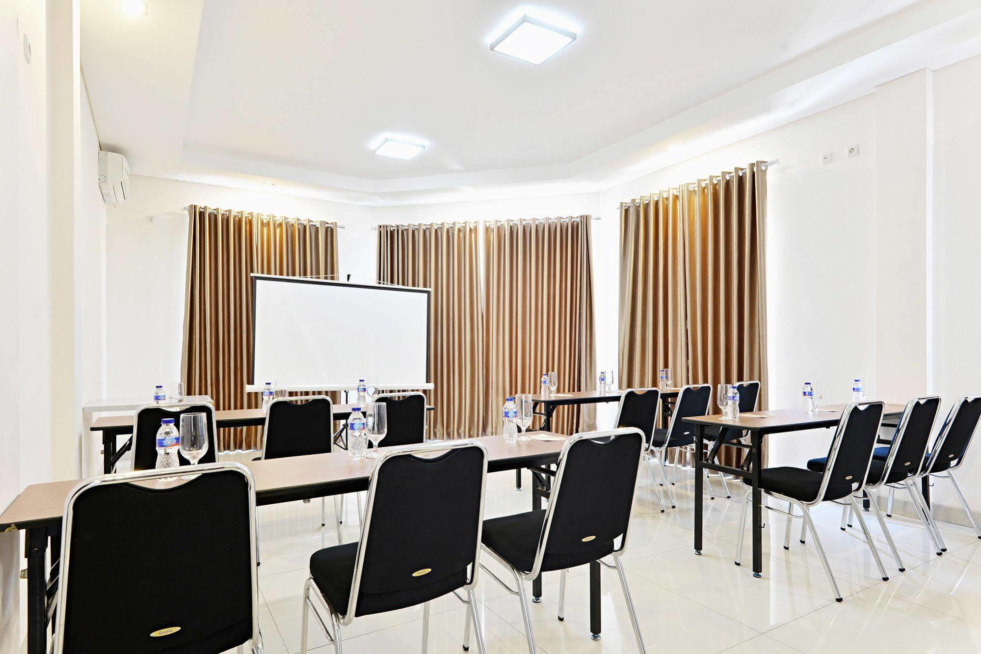 Zen Rooms Riau Natuna バンドゥン エクステリア 写真