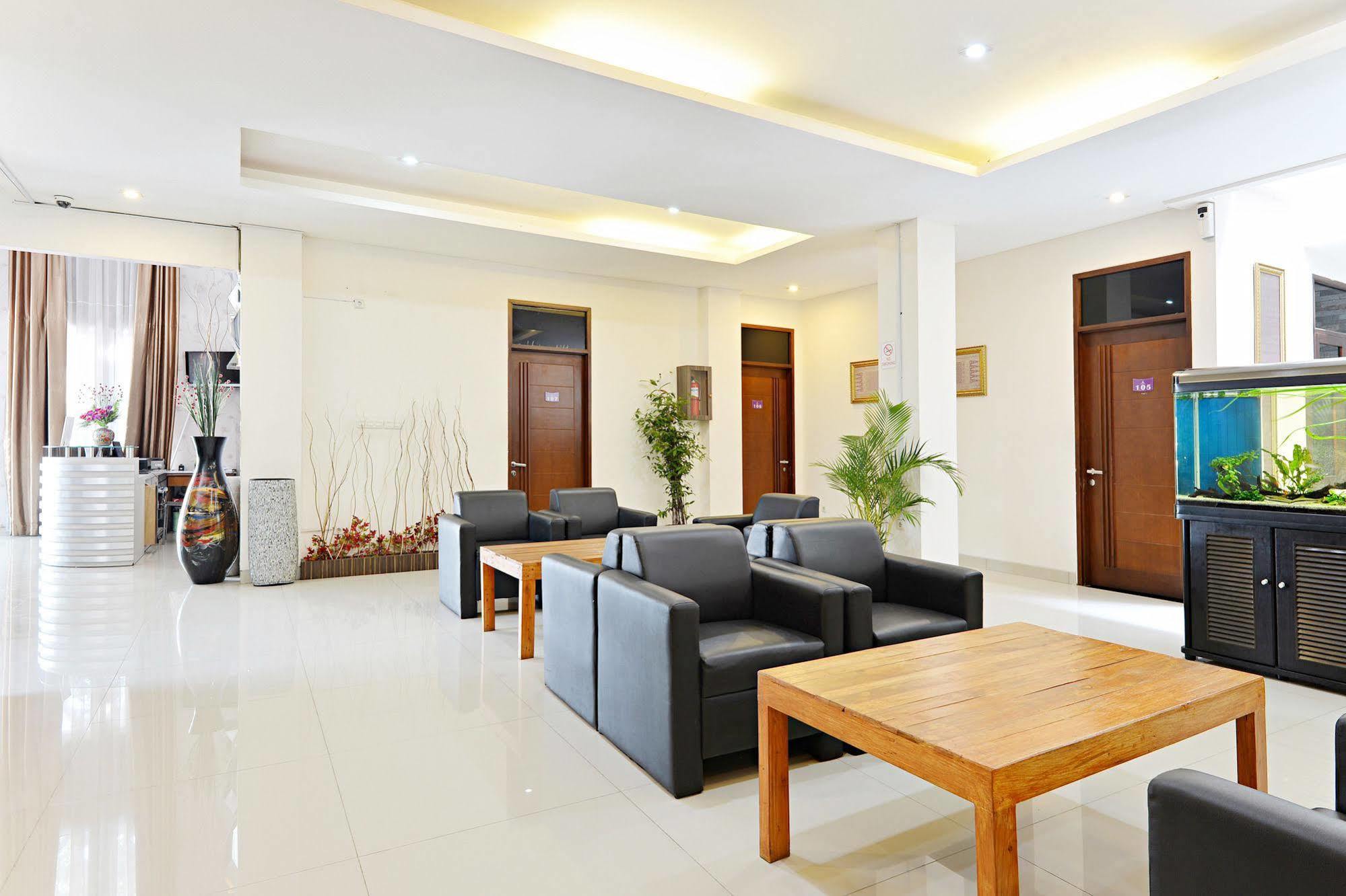 Zen Rooms Riau Natuna バンドゥン エクステリア 写真